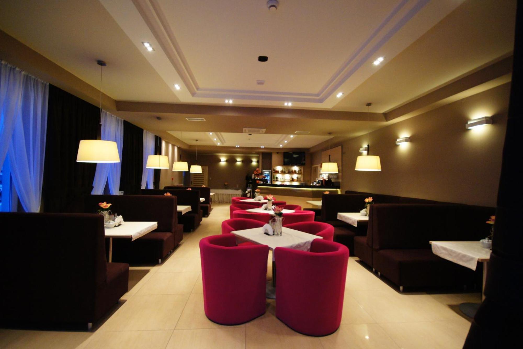 Hotel Hibiskus Boguchwala Ngoại thất bức ảnh