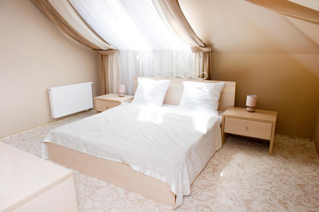 Hotel Hibiskus Boguchwala Ngoại thất bức ảnh